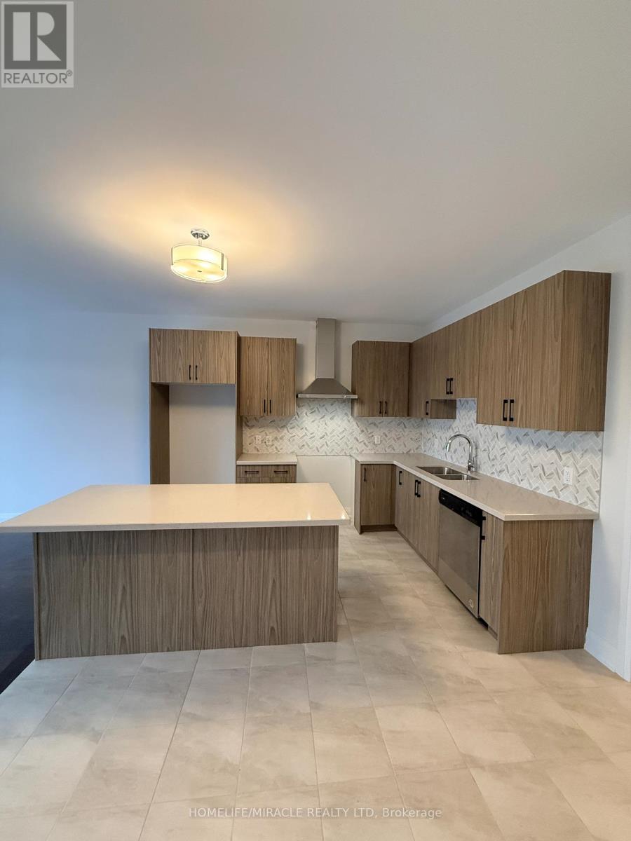 20 Sweet Cicely Street, Springwater, Ontario  L9X 2C7 - Photo 7 - S12780554