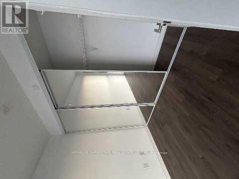 1003 - 349 Rathburn Road W, Mississauga, Ontario  L5B 0G9 - Photo 5 - W12762836