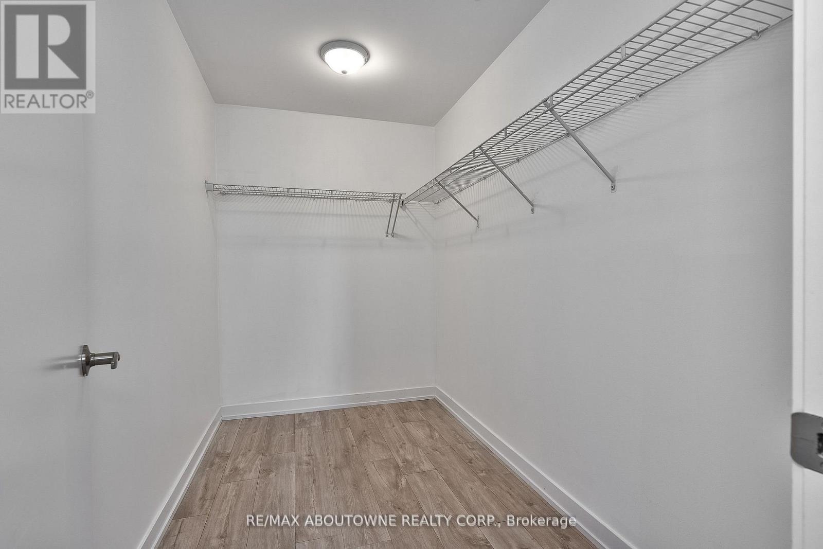 306 - 2490 Old Bronte Road, Oakville, Ontario  L6M 0Y5 - Photo 11 - W12780432