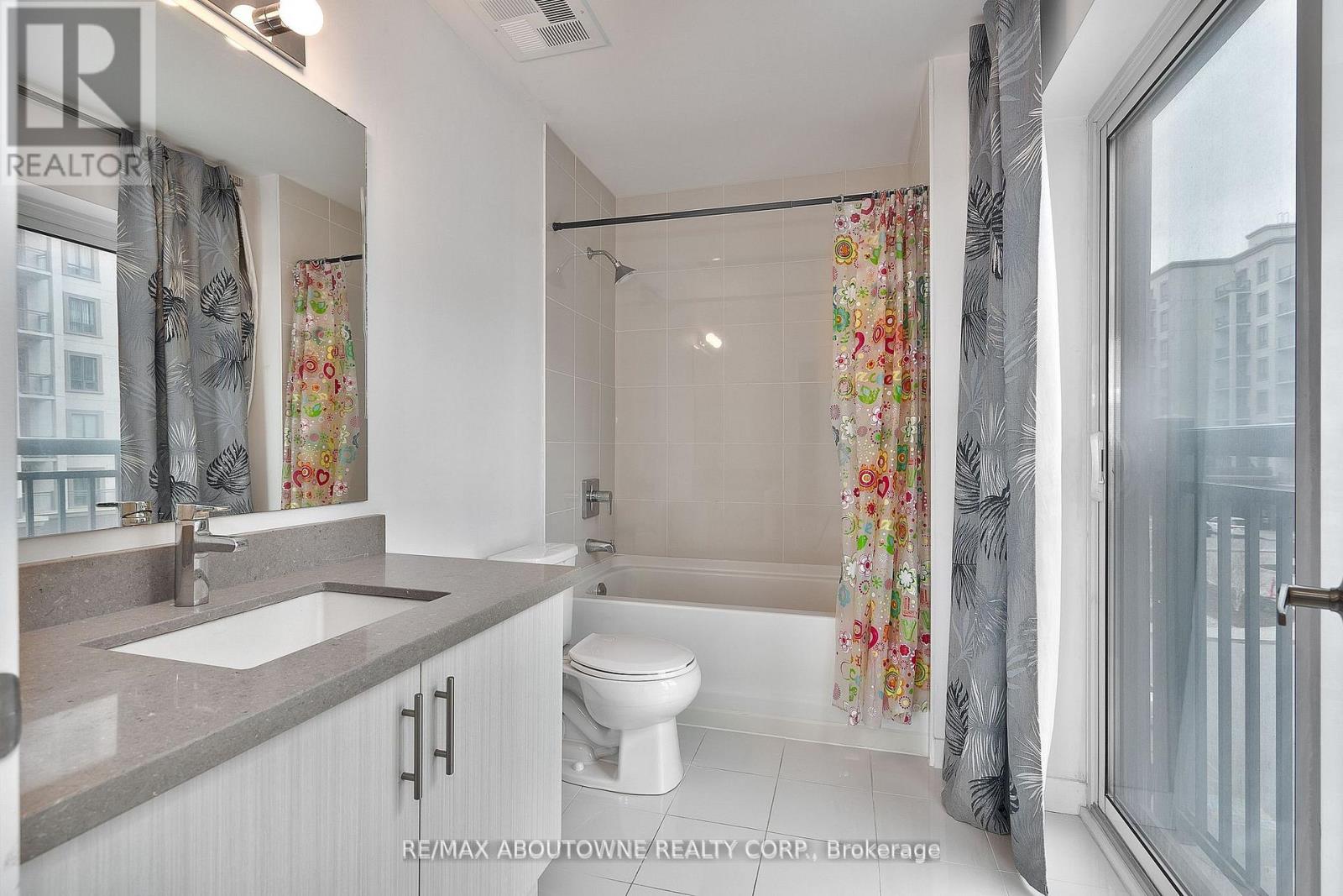 306 - 2490 Old Bronte Road, Oakville, Ontario  L6M 0Y5 - Photo 12 - W12780432