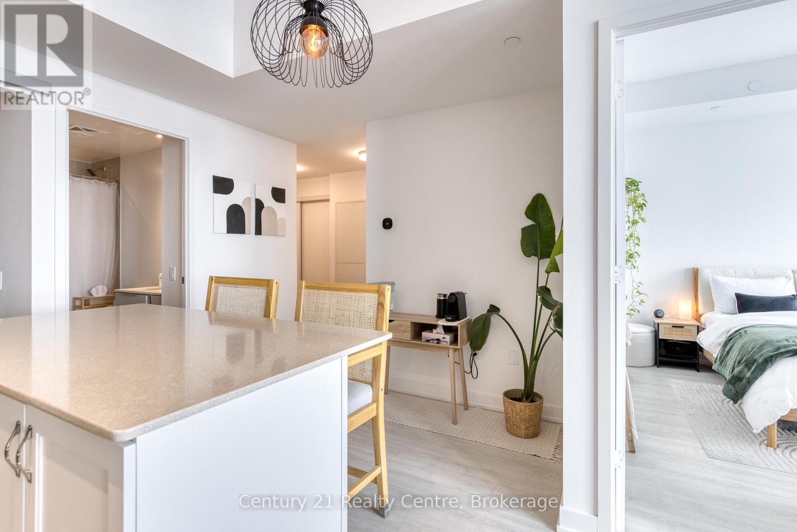 5506 - 3883 Quartz Road Sw, Mississauga, Ontario  L5B 0M4 - Photo 8 - W12780434