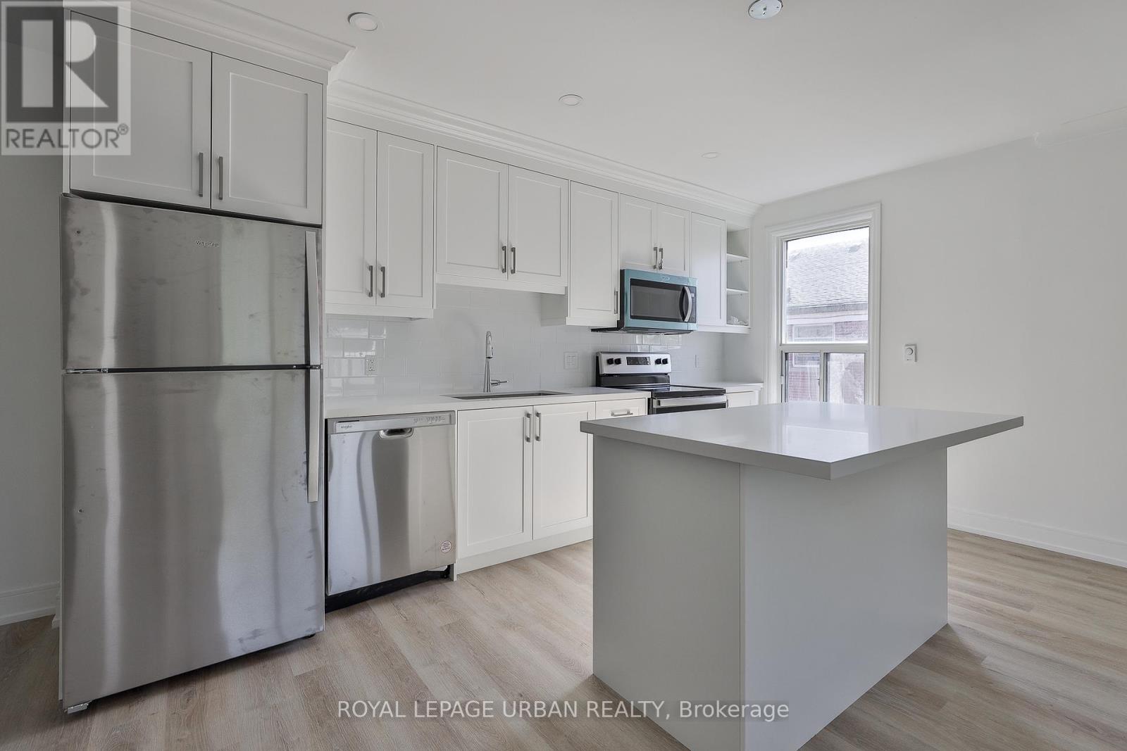 6 - 2841 KEELE STREET, Toronto, Ontario