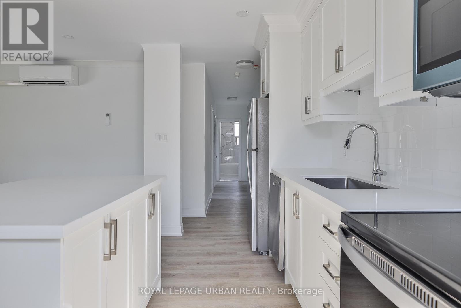 6 - 2841 Keele Street, Toronto, Ontario  M3M 2G7 - Photo 4 - W12780438