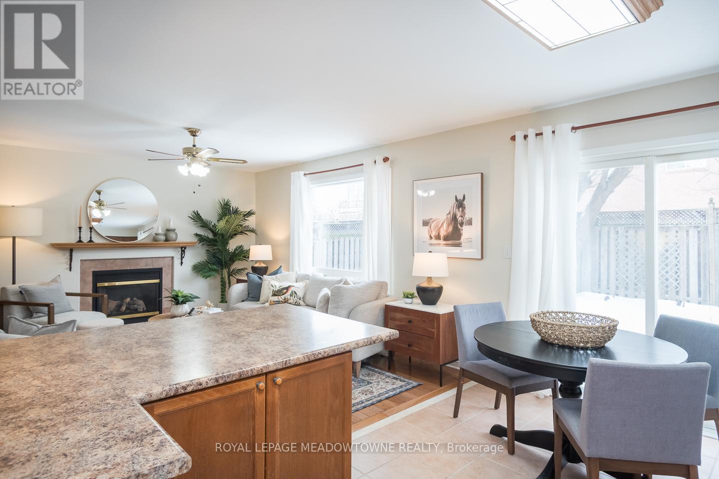 1617 Gowling Terrace, Milton, Ontario  L9T 5J6 - Photo 16 - W12780454