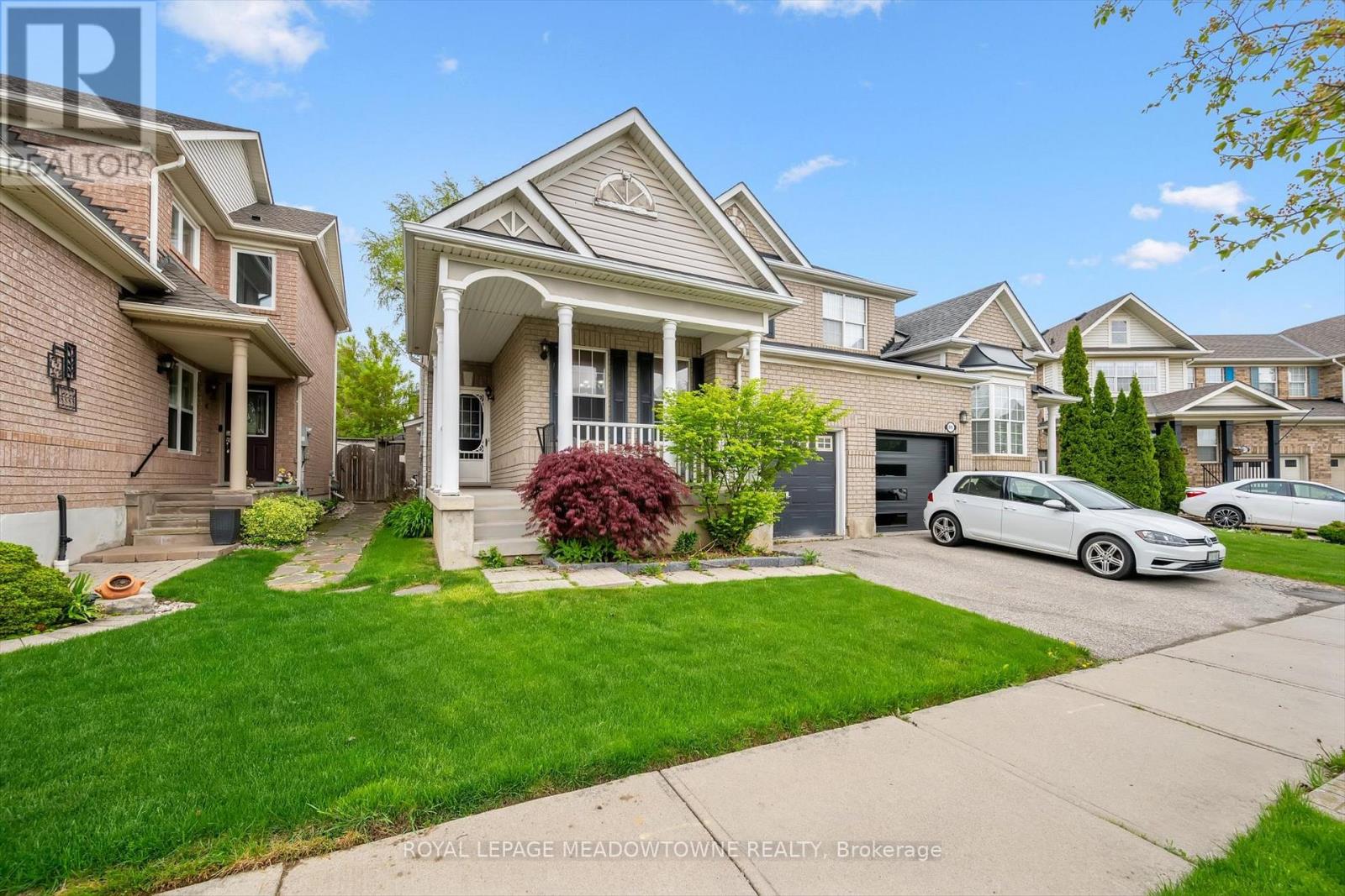 1617 Gowling Terrace, Milton, Ontario  L9T 5J6 - Photo 2 - W12780454