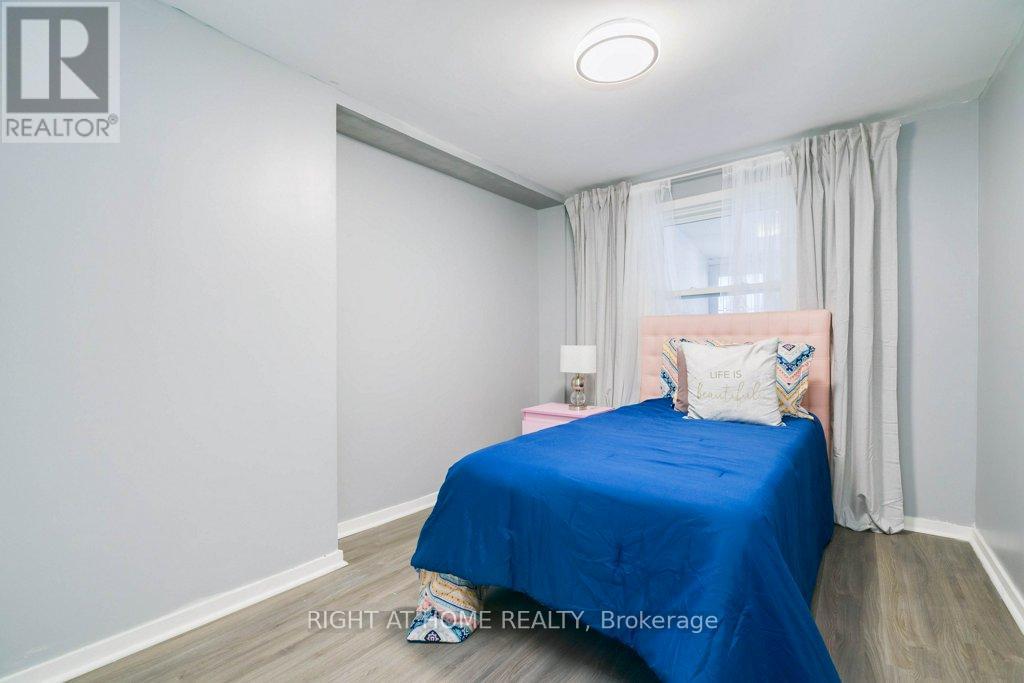 16 Forty Third Street, Toronto, Ontario  M8W 3P6 - Photo 14 - W12780482