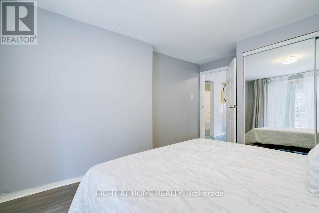16 Forty Third Street, Toronto, Ontario  M8W 3P6 - Photo 19 - W12780482