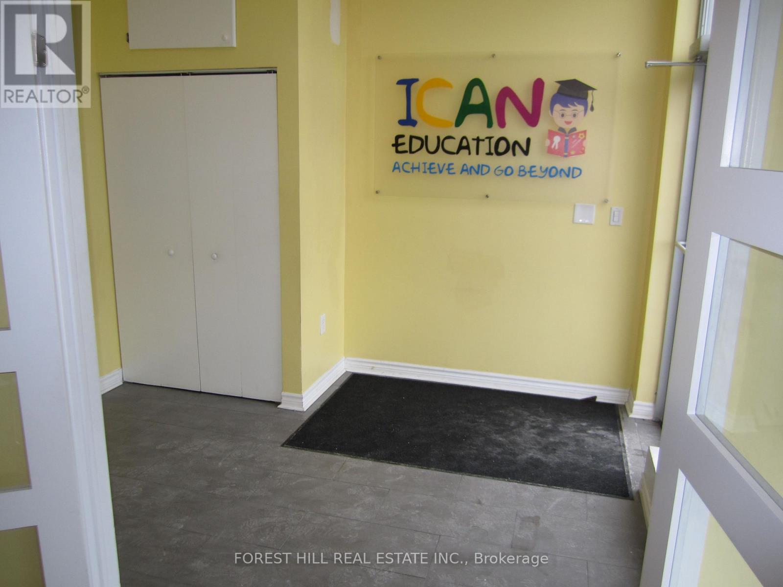 8 - 1900 Walkers Line, Burlington (Palmer), Ontario  L7M 4W5 - Photo 6 - W12780500