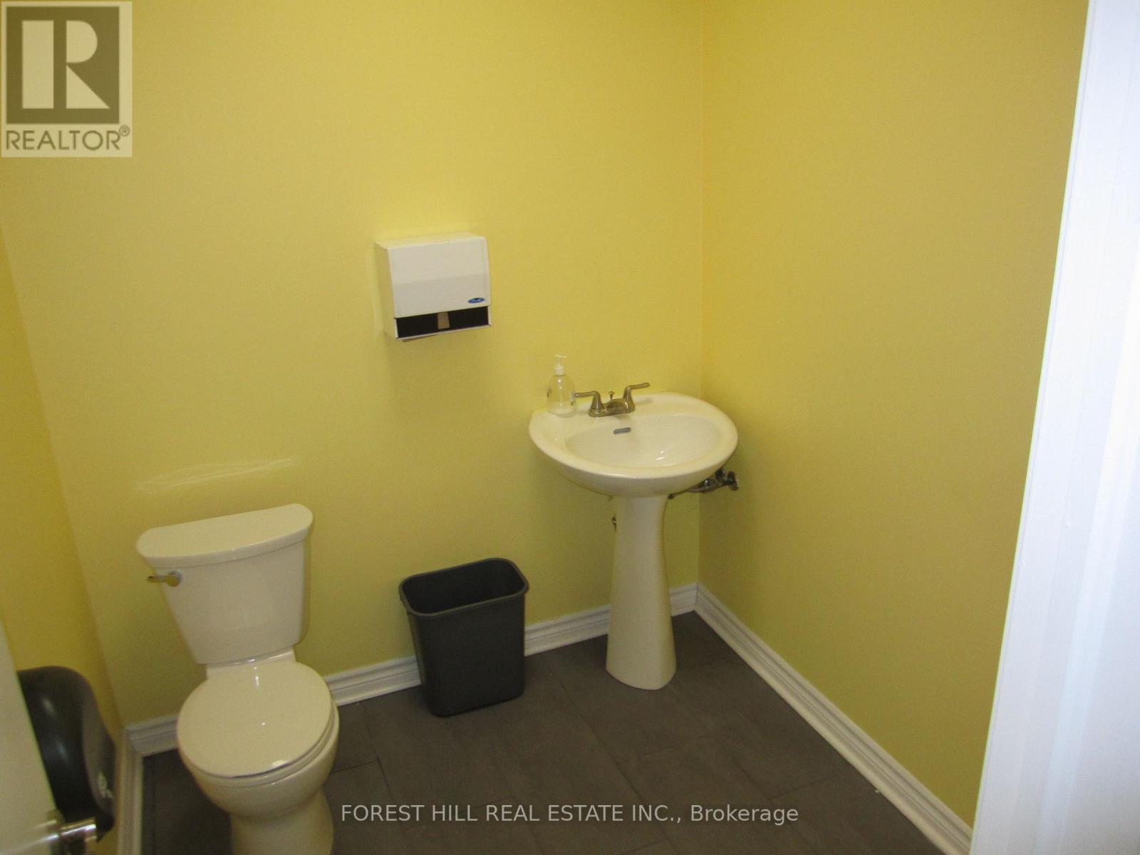 8 - 1900 Walkers Line, Burlington (Palmer), Ontario  L7M 4W5 - Photo 8 - W12780500