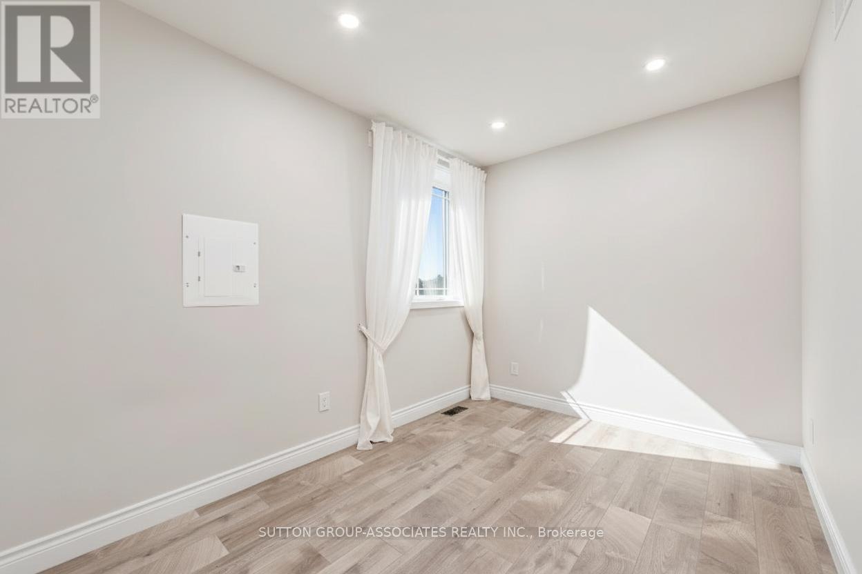 1 - 701 Dupont Street, Toronto, Ontario  M6G 1Z5 - Photo 8 - W12780564