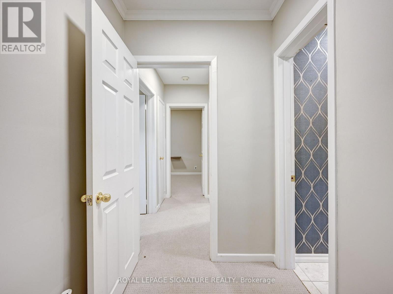 251 Third Line, Oakville, Ontario  L6L 4A2 - Photo 25 - W12780582