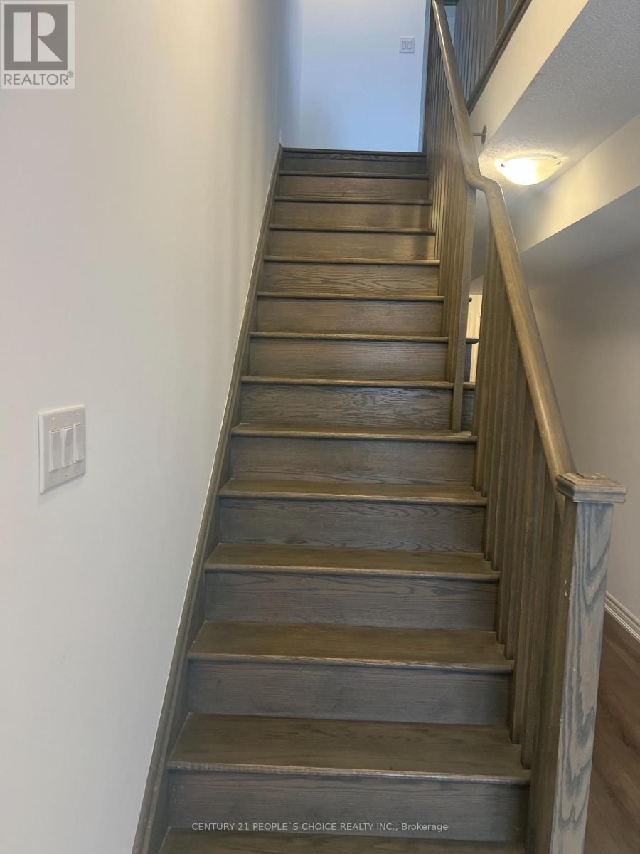 93 Stewardship Road, Brampton, Ontario  L7A 4W6 - Photo 5 - W12780584