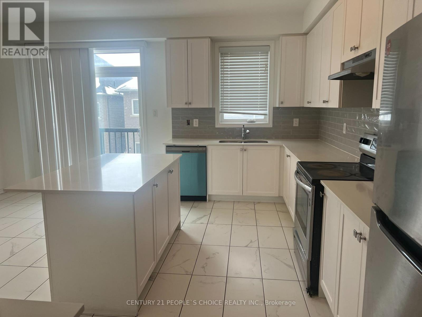 93 Stewardship Road, Brampton, Ontario  L7A 4W6 - Photo 9 - W12780584