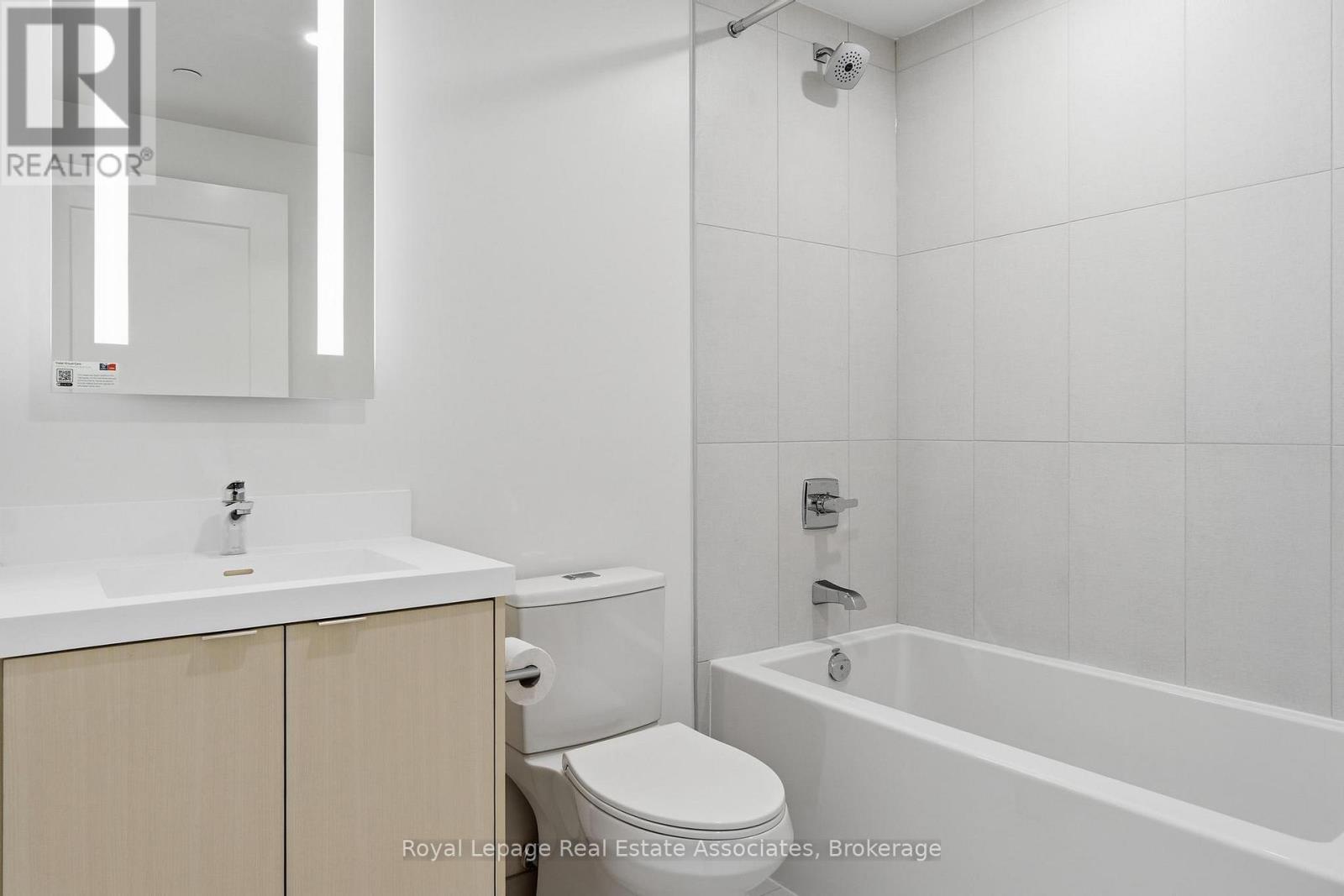 1515 - 60 Central Park Roadway, Toronto, Ontario  M9A 3K1 - Photo 22 - W12780604