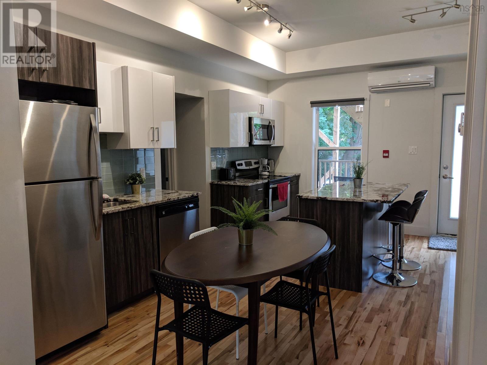 5484 Clyde Street, 5486 Clyde Street, Halifax, Nova Scotia  B3J 1E1 - Photo 10 - 202602442