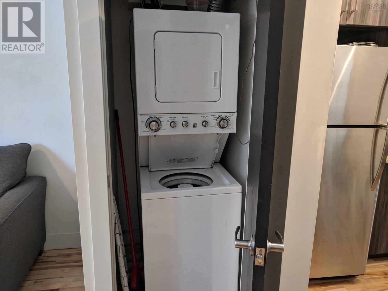 5484 Clyde Street, 5486 Clyde Street, Halifax, Nova Scotia  B3J 1E1 - Photo 18 - 202602442