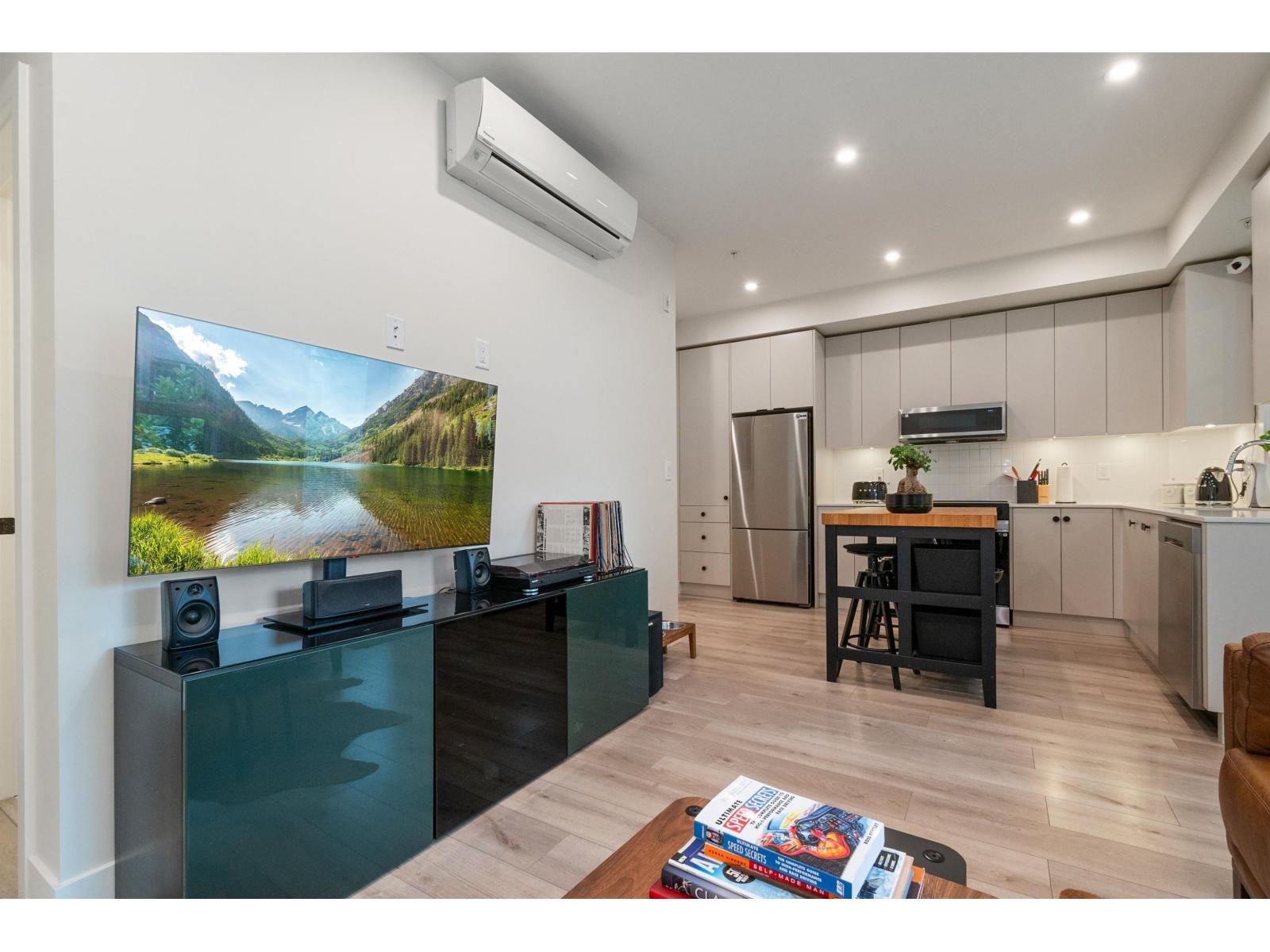 103 45511 Campus Drive, Garrison Crossing, Chilliwack, British Columbia  V2R 6K8 - Photo 11 - R3085043