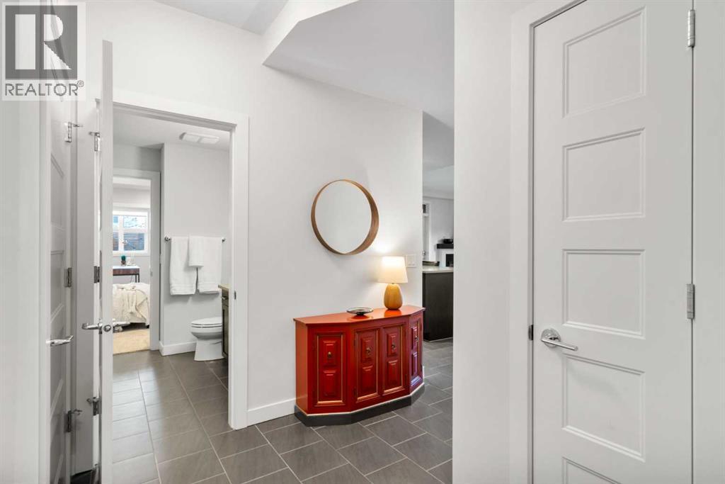 105, 145 Burma Star Road Sw, Calgary, Alberta  T3E 8A8 - Photo 3 - A2280712