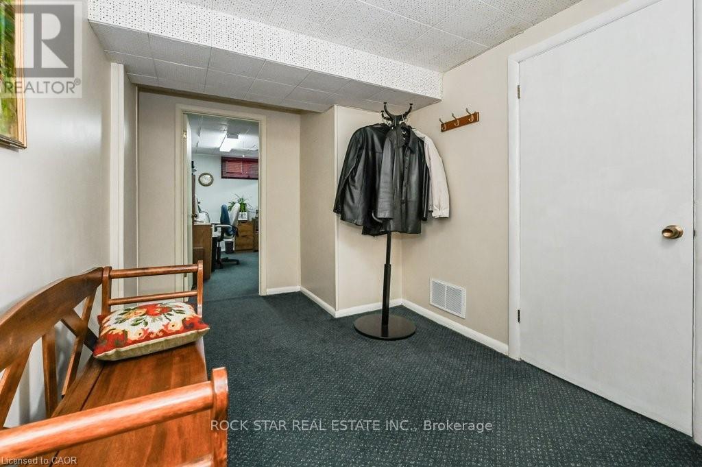 158 Fennell Avenue E, Hamilton, Ontario  L9A 1S3 - Photo 23 - X12780570