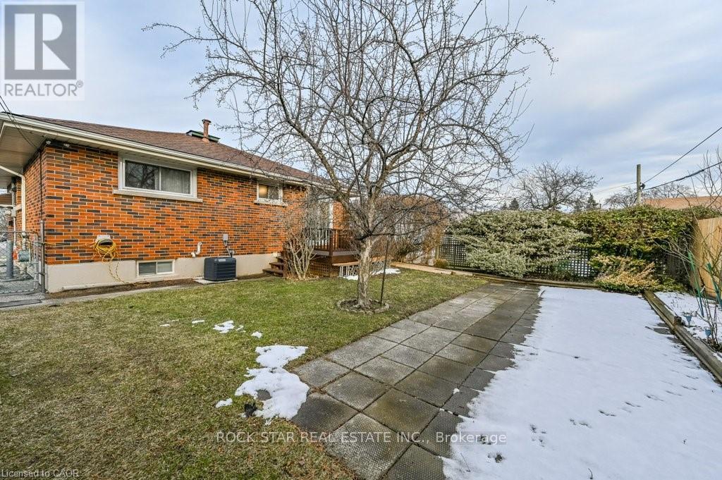 158 Fennell Avenue E, Hamilton, Ontario  L9A 1S3 - Photo 32 - X12780570