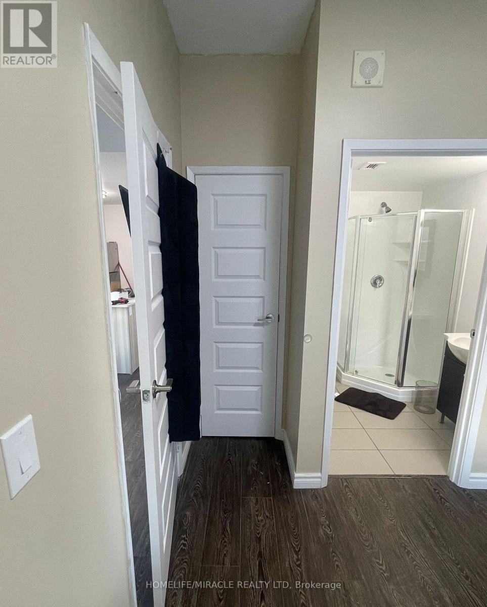 1206 - 158 King Street, Waterloo, Ontario  N2J 0E5 - Photo 12 - X12780598