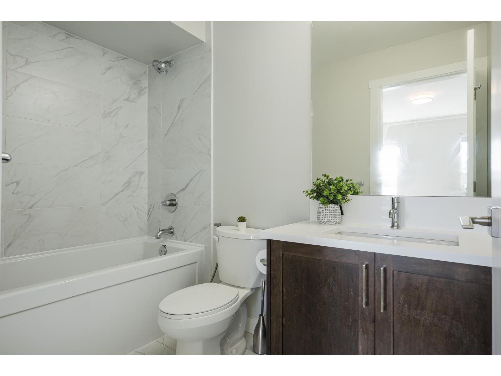 20247 82b Avenue, Langley, British Columbia  V2Y 0Y9 - Photo 18 - R3058708