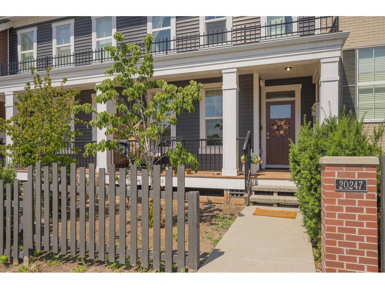 20247 82b Avenue, Langley, British Columbia  V2Y 0Y9 - Photo 4 - R3058708