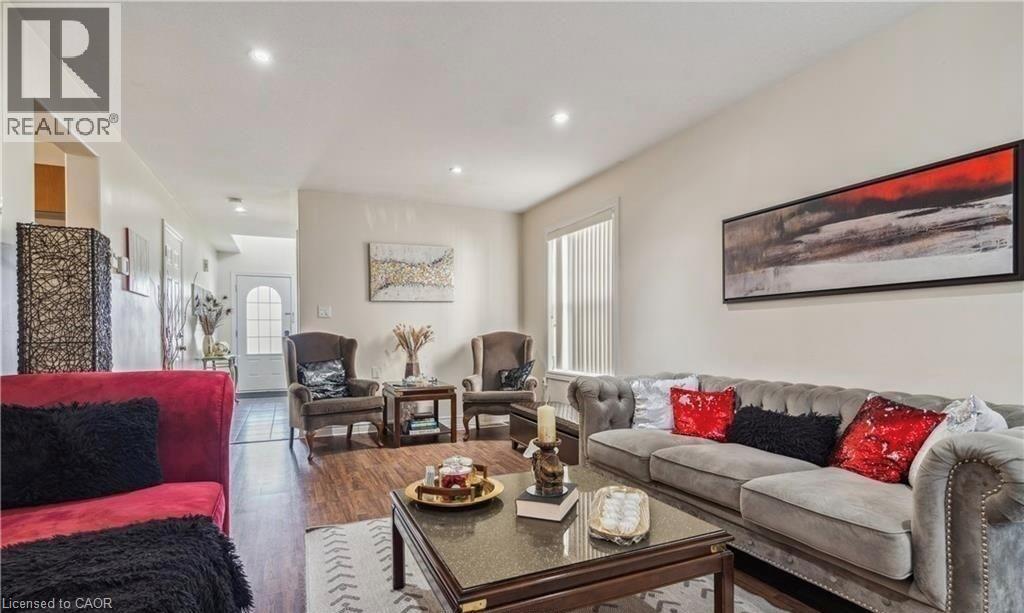 36 Chicory Crescent, St. Catharines, Ontario  L2R 6K7 - Photo 9 - 40796369