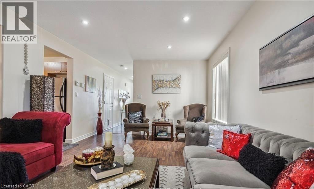 36 Chicory Crescent, St. Catharines, Ontario  L2R 6K7 - Photo 10 - 40796369