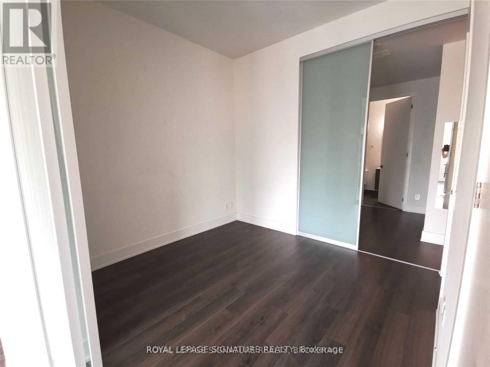 422 - 111 St Clair Avenue W, Toronto, Ontario  M4V 1N5 - Photo 12 - C12771442