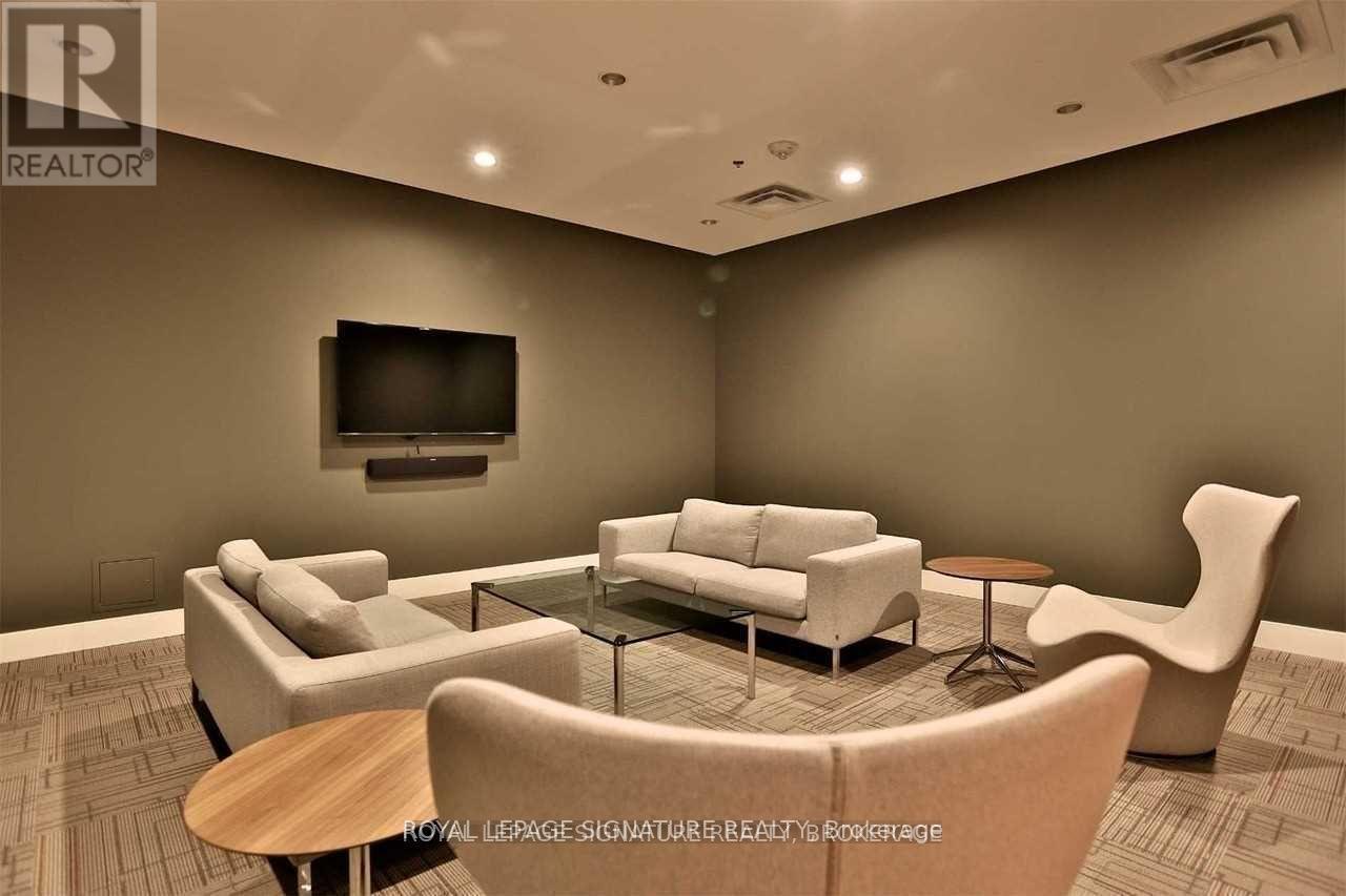 422 - 111 St Clair Avenue W, Toronto, Ontario  M4V 1N5 - Photo 23 - C12771442