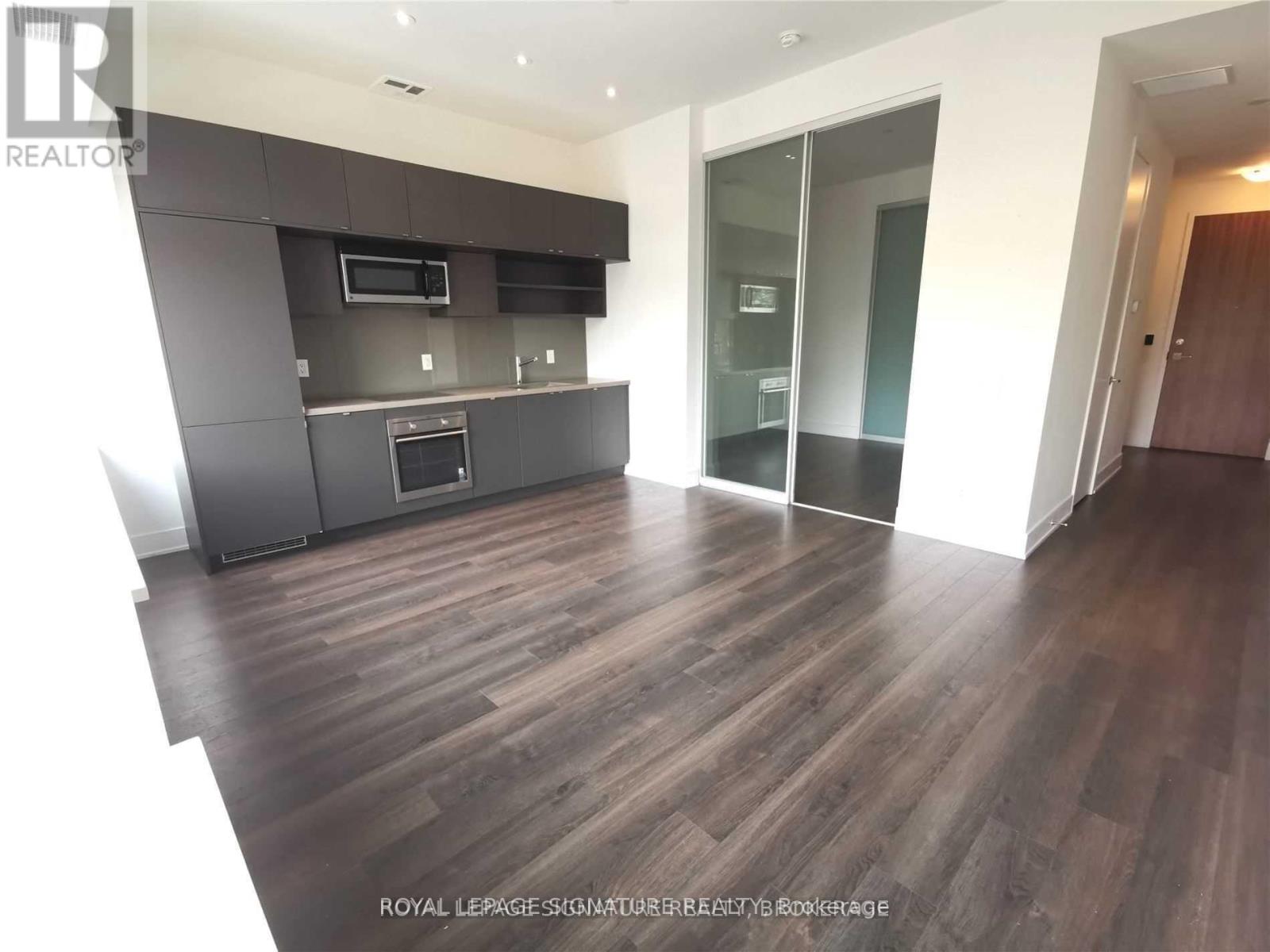 422 - 111 St Clair Avenue W, Toronto, Ontario  M4V 1N5 - Photo 9 - C12771442