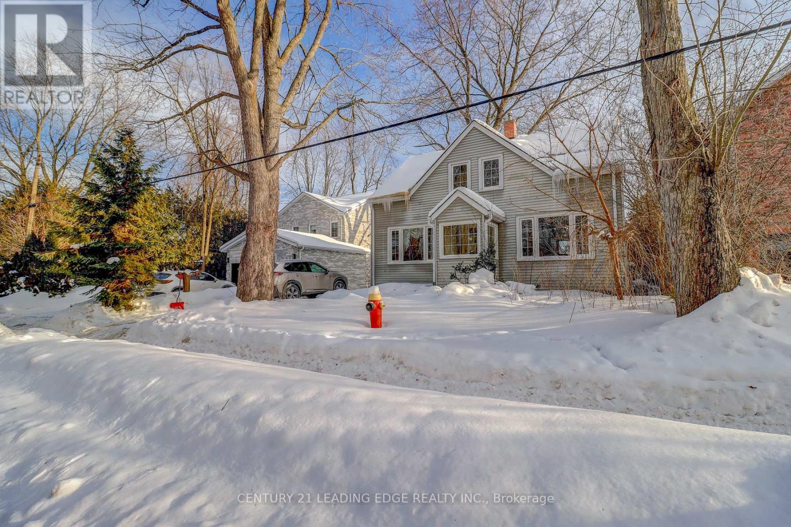 107 Lakeland Crescent, Richmond Hill, Ontario  L4E 3A1 - Photo 3 - N12780602