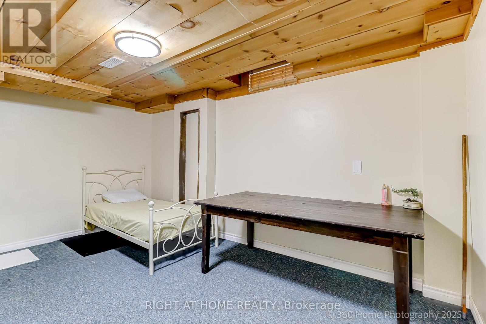 5502 Cosmic Crescent, Mississauga, Ontario  L4Z 3R9 - Photo 10 - W12773844