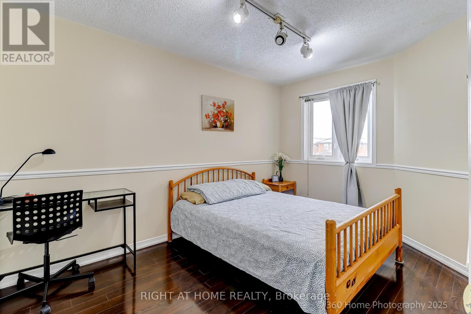 5502 Cosmic Crescent, Mississauga, Ontario  L4Z 3R9 - Photo 20 - W12773844