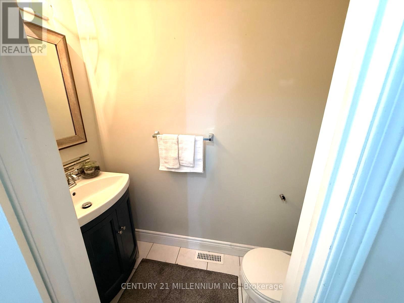 36 Hesketh Court W, Caledon, Ontario  L7C 1C6 - Photo 14 - W12780590