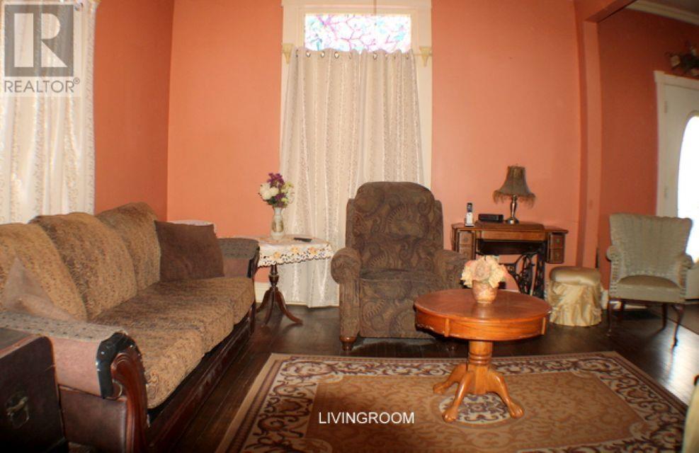 86 St Andrews Terr, Sault Ste Marie, Ontario  P6C 1B1 - Photo 4 - SM260230