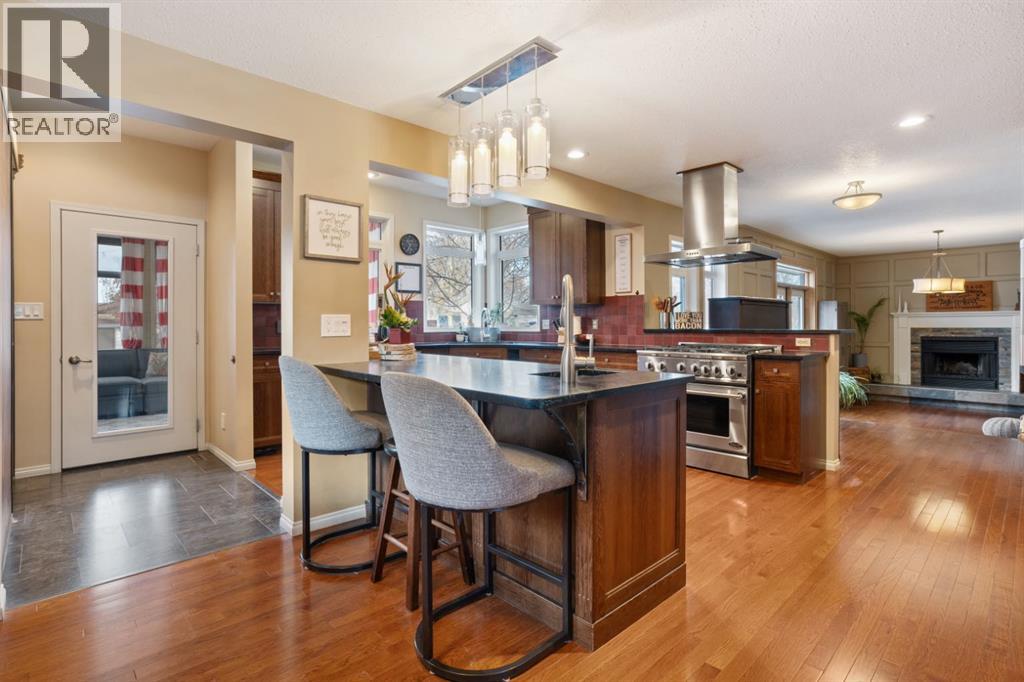 154 Mount Pleasant Drive, Camrose, Alberta  T4V 4A9 - Photo 2 - A2285270