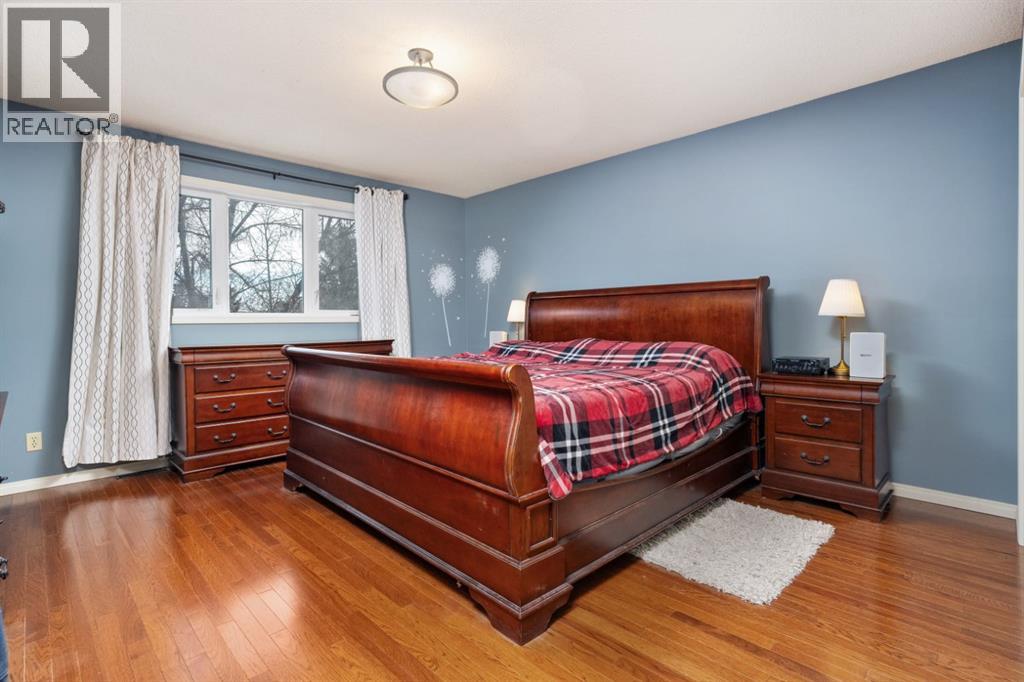 154 Mount Pleasant Drive, Camrose, Alberta  T4V 4A9 - Photo 24 - A2285270