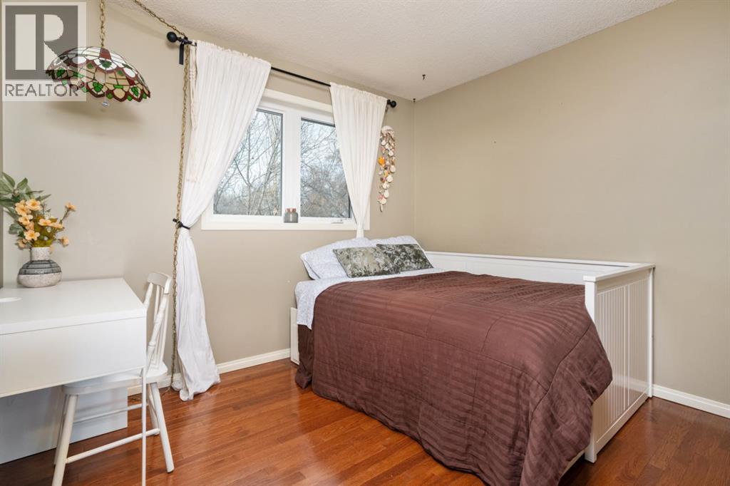 154 Mount Pleasant Drive, Camrose, Alberta  T4V 4A9 - Photo 29 - A2285270