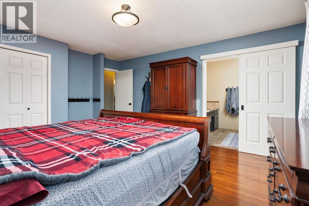 154 Mount Pleasant Drive, Camrose, Alberta  T4V 4A9 - Photo 25 - A2285270