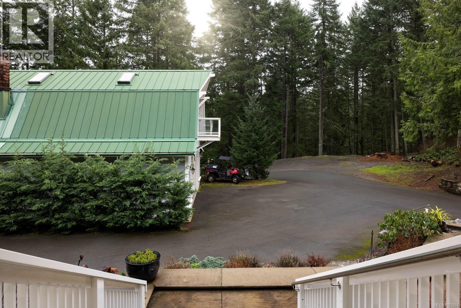 643 Southwood Dr, Highlands, British Columbia  V9B 6R9 - Photo 3 - 1023264