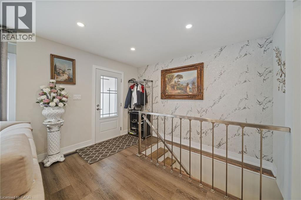 4456 Sixth Avenue, Niagara Falls, Ontario  L2E 4T1 - Photo 4 - 40804435