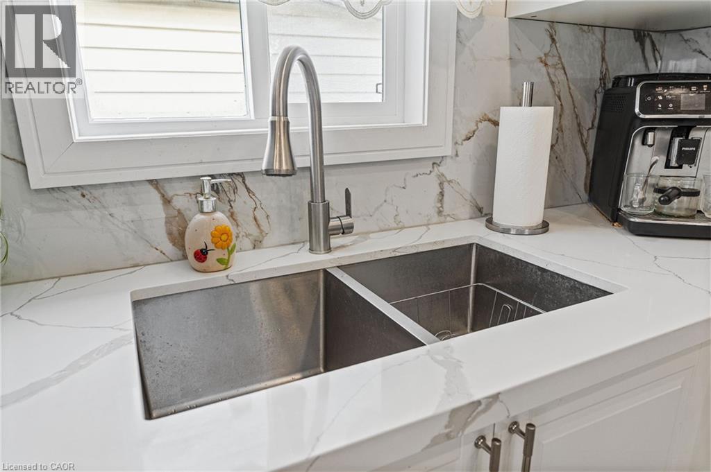 4456 Sixth Avenue, Niagara Falls, Ontario  L2E 4T1 - Photo 11 - 40804435