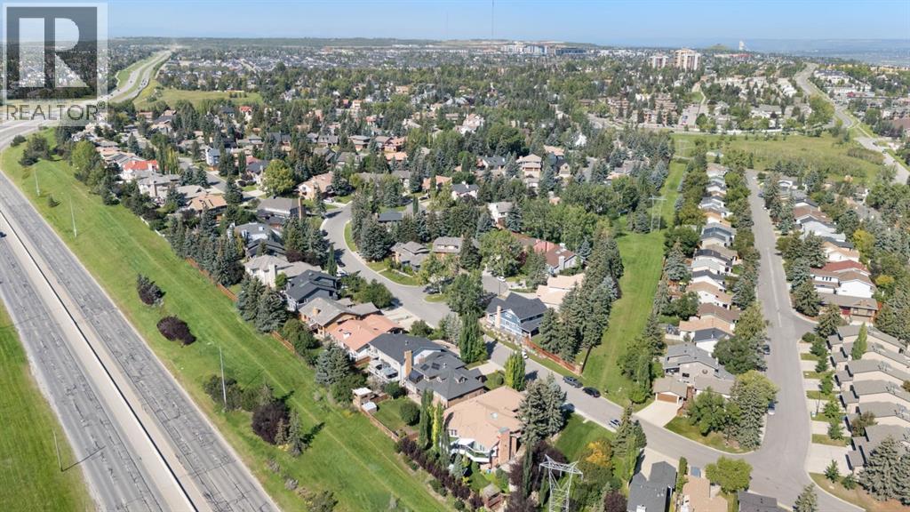 39 Coach Gate Way Sw, Calgary, Alberta  T3H 1L7 - Photo 50 - A2284475