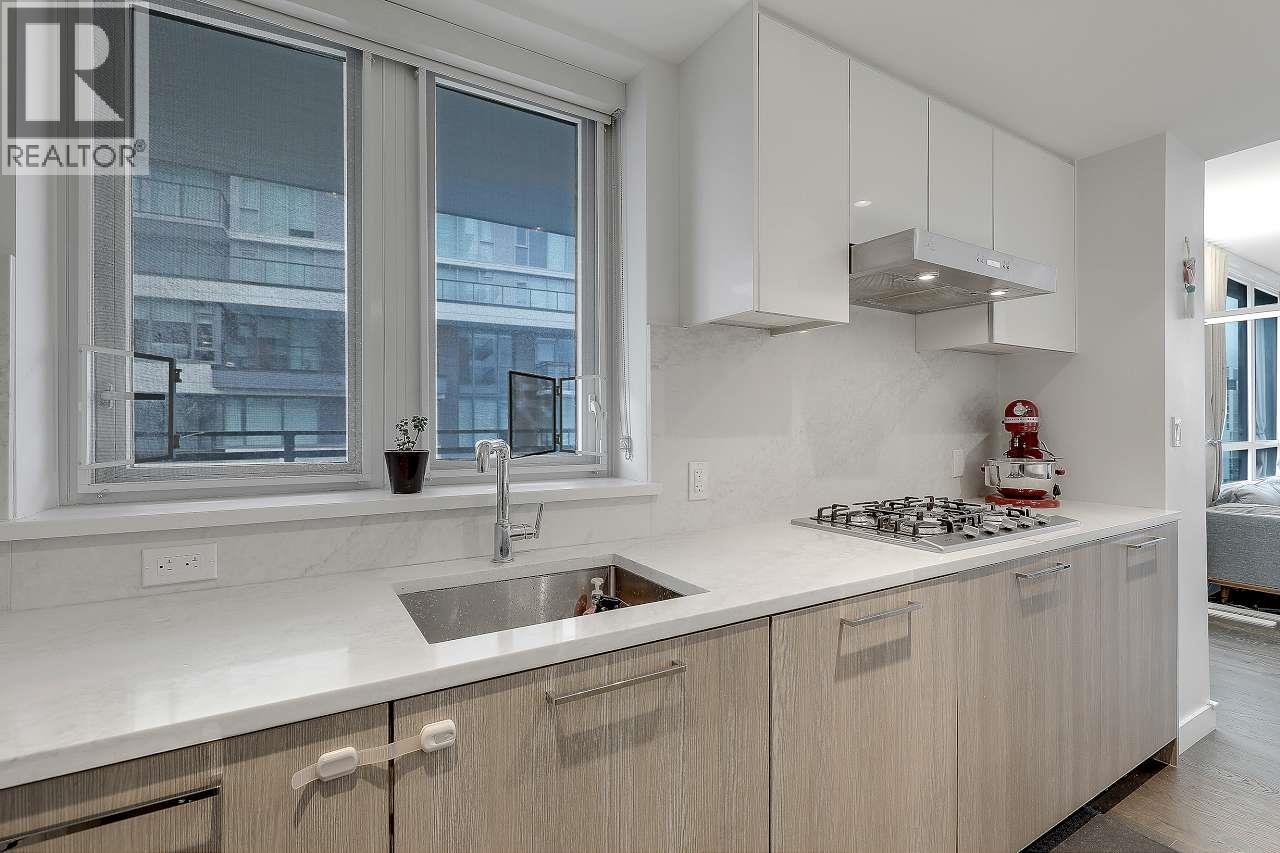 1003 3331 No. 3 Road, Richmond, British Columbia  V6X 2B6 - Photo 5 - R3088936