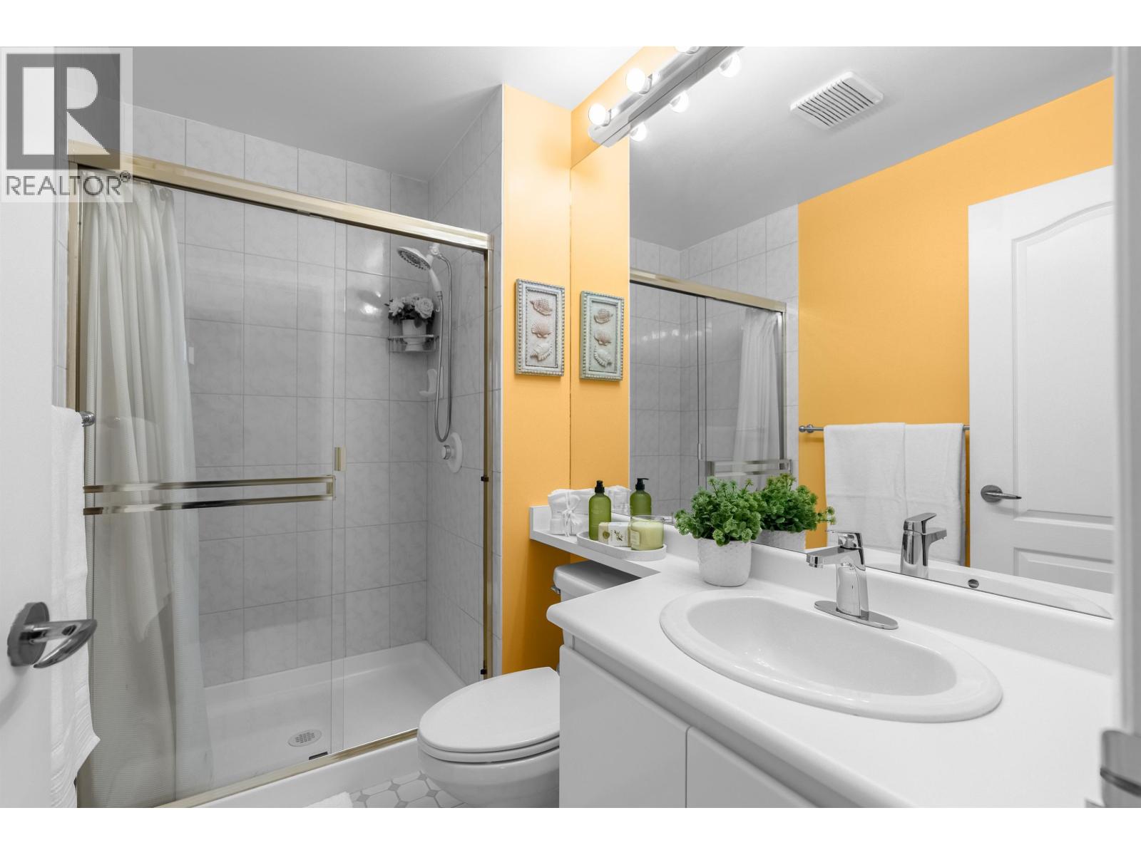 2401 6888 Station Hill Drive, Burnaby, British Columbia  V3N 4X5 - Photo 14 - R3087381