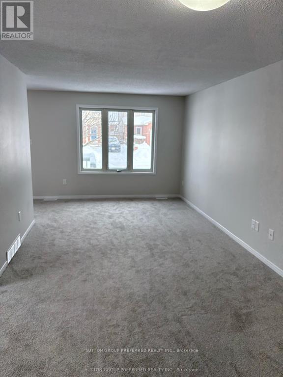 331 Simpson Crescent, London East, Ontario  N5V 5E1 - Photo 3 - X12780674