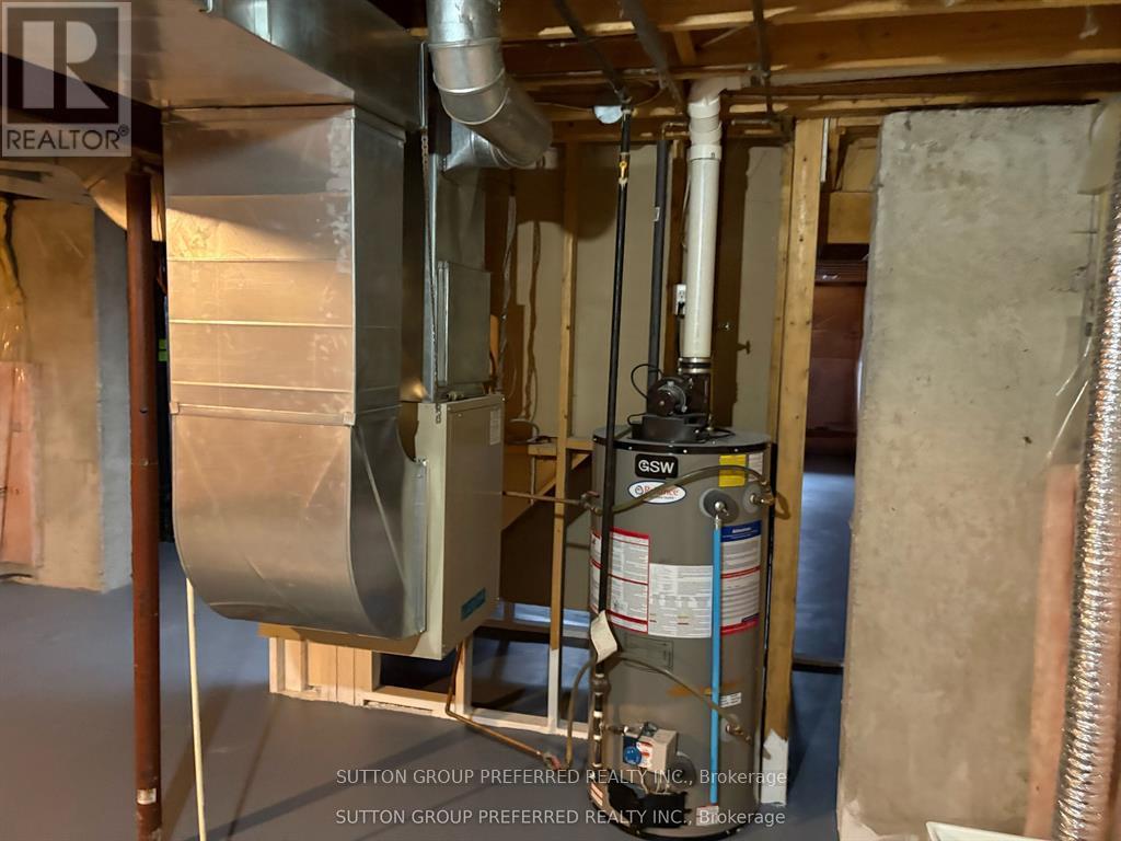 331 Simpson Crescent, London East, Ontario  N5V 5E1 - Photo 8 - X12780674