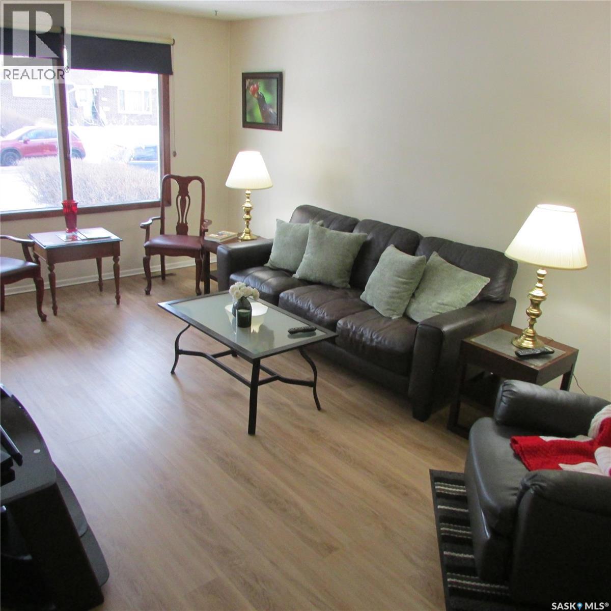 139 Smith Street N, Regina, Saskatchewan  S4R 3B3 - Photo 7 - SK028379